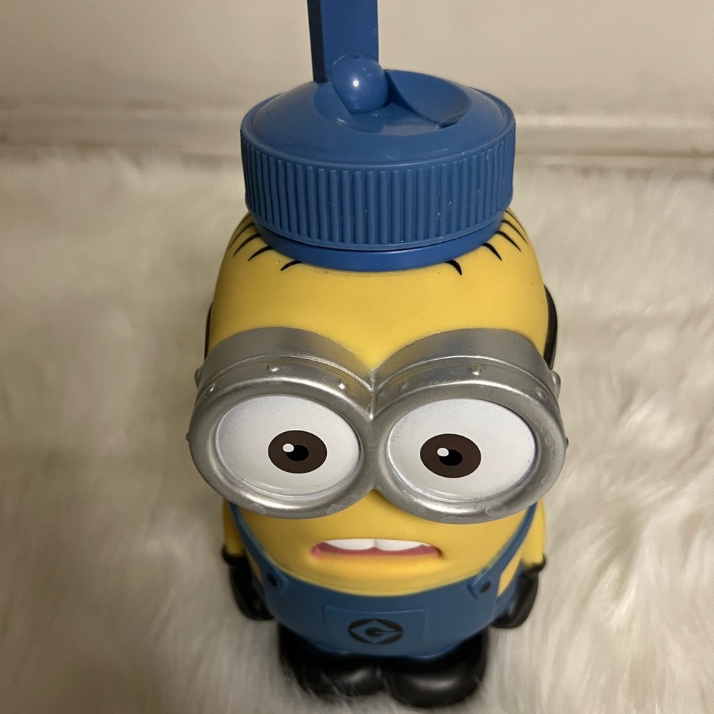 Universal Studios Minion Blue and Yellow Kids Water Bottle